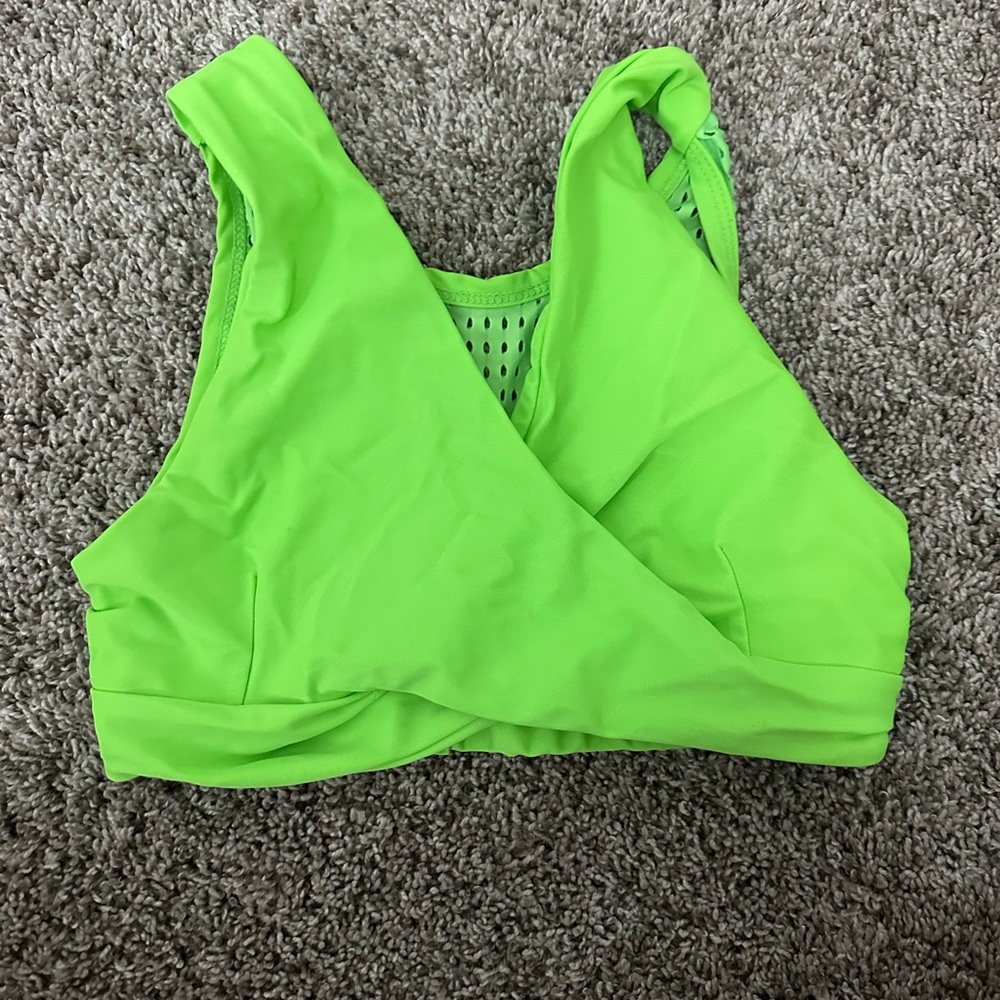 Five Dancwear Green sports bra!!